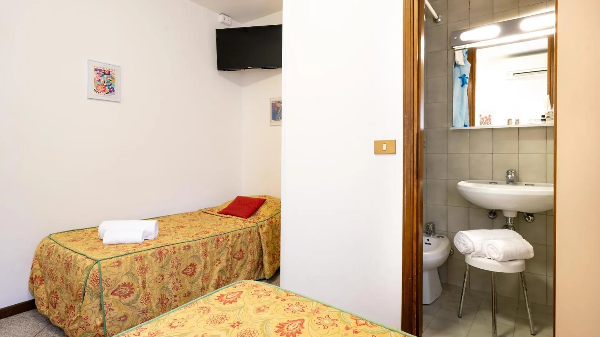 Camelia Rooms Venice Guesthouse Mestre 0*,  Italy