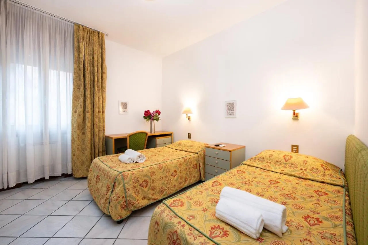 ゲストハウス Camelia Rooms Venice Guesthouse メストレ イタリア
